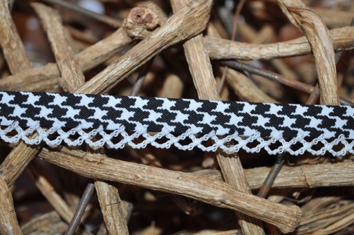 Schrägband Grafik mit Häkelborte 5 weiß