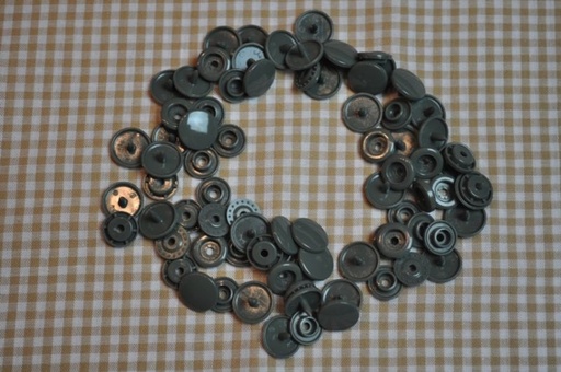 30 Baby Snaps T5 Farbe B9 Olive grey