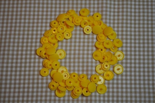 30 Baby Snaps T5 Farbe B10 Dark Yellow