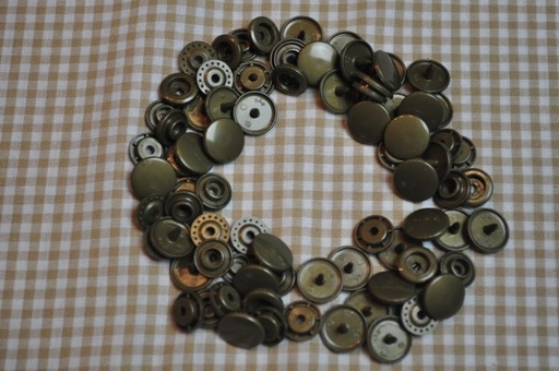 30 Baby Snaps T5 Farbe B12 Bronze