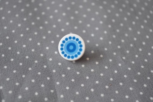 Knopf Tante Ema Blumen klein blau