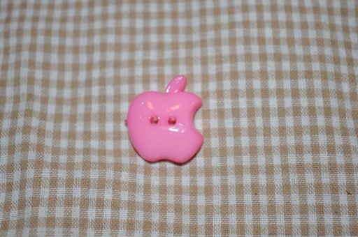Knopf Bitten Apple groß rosa 2,5cm
