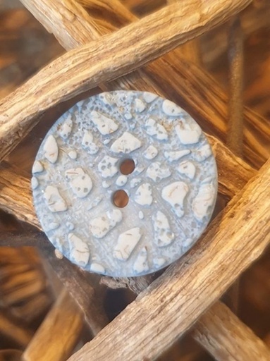 Polyesterknopf Steinoptik hellblau 23 mm