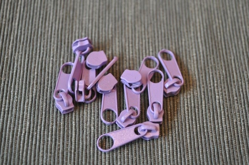 Schieber/Zipper 3 mm Reißverschluss dunkel flieder