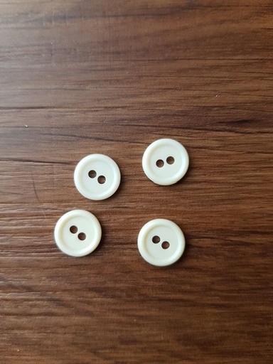 Knopf Uni ecru 11mm
