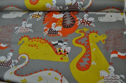 Alexander Henry Knight meets Dragon grau