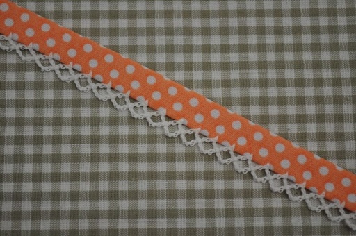 Schrägband Punkte mit Häkelborte apricot